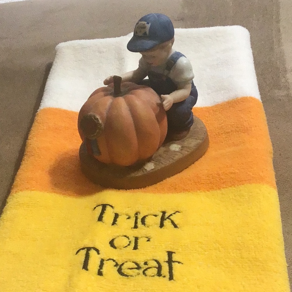 1983 Little Slugger Figurine